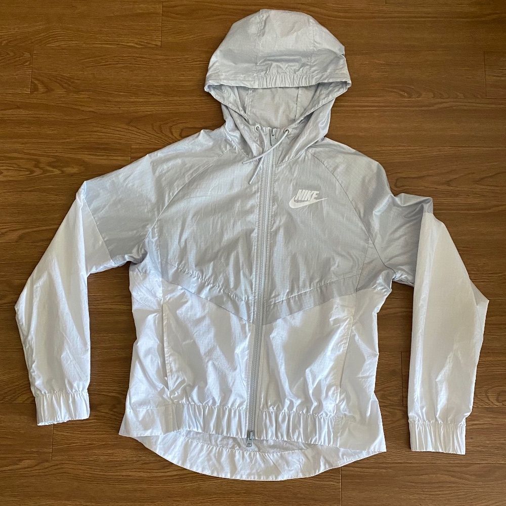 Nike windbreaker jacket